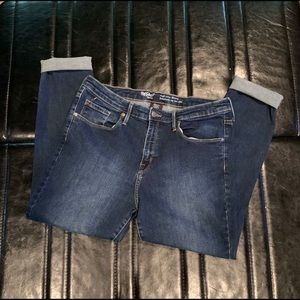 Size 14 mossimo capris